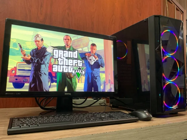 کامپیوتر گیمینگ RGB با پردازنده Core i7 حافظه ۱۶ گیگابایت هارد ۱ ترابایت گرافیک ۸ گیگابایت GDDR5